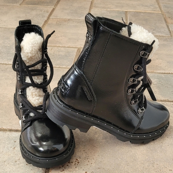 🤑SOLD🤑Sorel Lennox Shearling-Trimmed Patent Leather Combat Boots - Picture 6 of 10